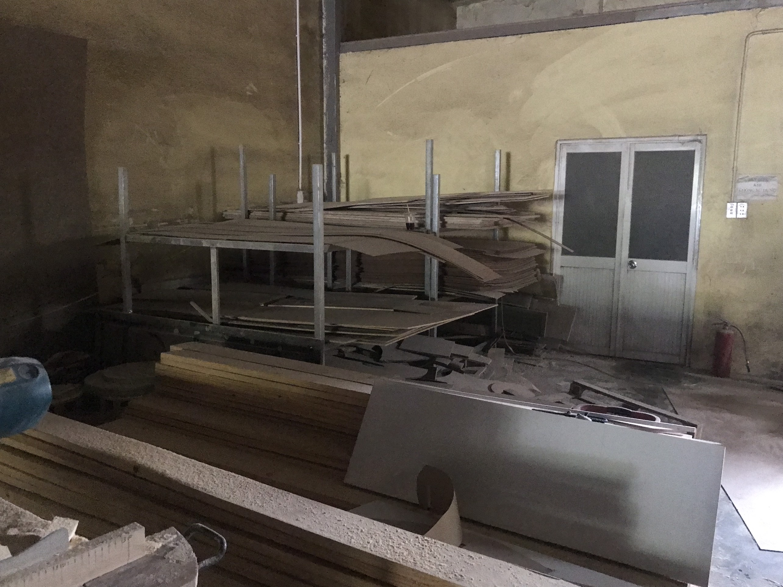 warehouse.jpg